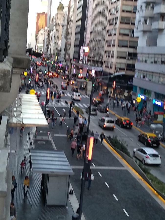 شقة Corrientes Y Uruguay بوينس آيرس المظهر الخارجي الصورة